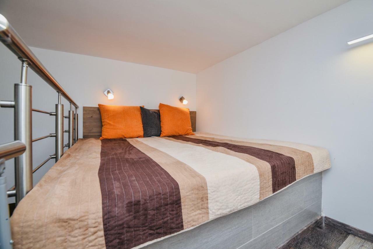 Heart Apartment With Free Private Parking Budapest Luaran gambar